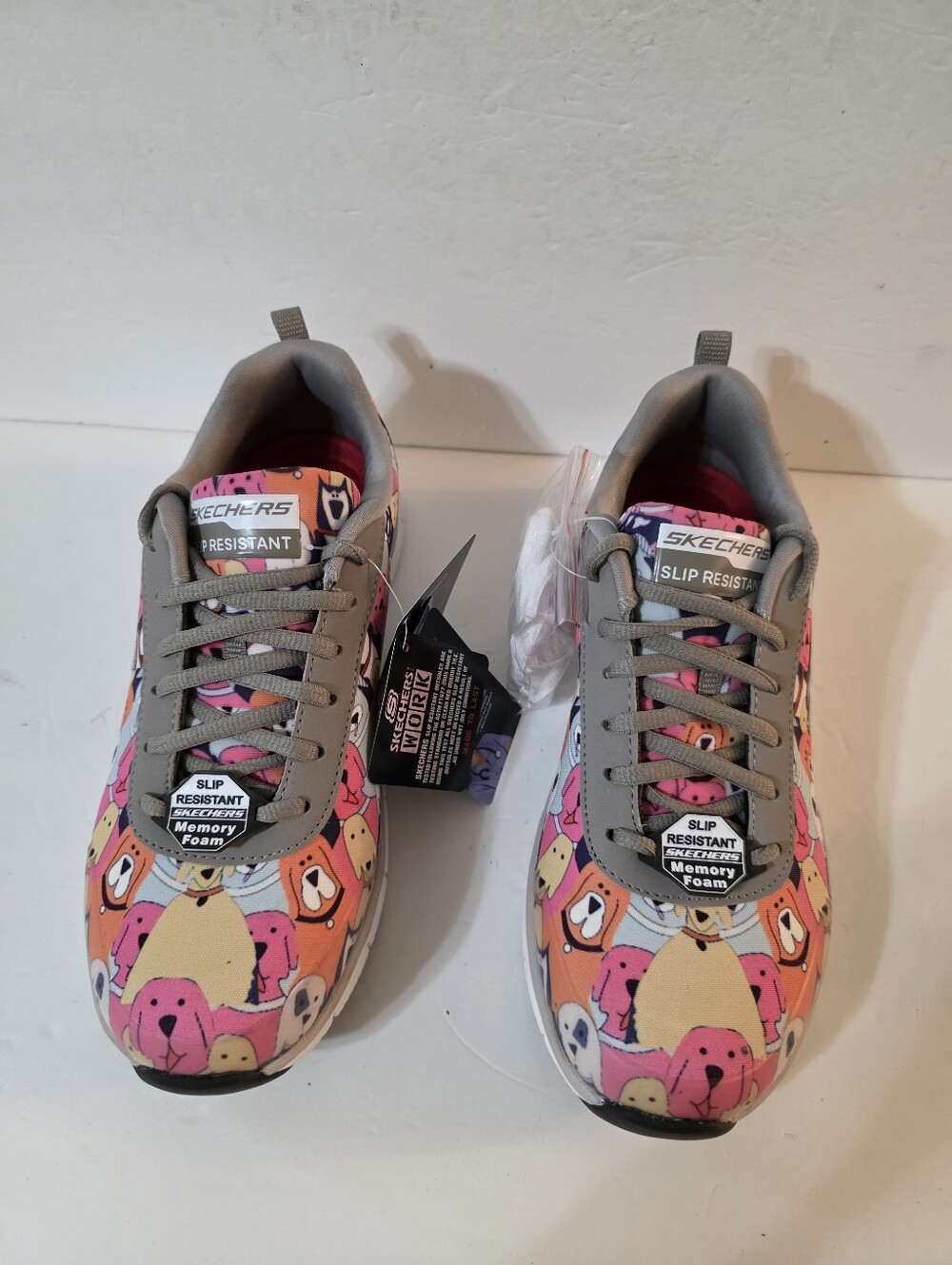 Sketchers Womans Work Comfort Flex Waggey Sneakers Size 10 NWT